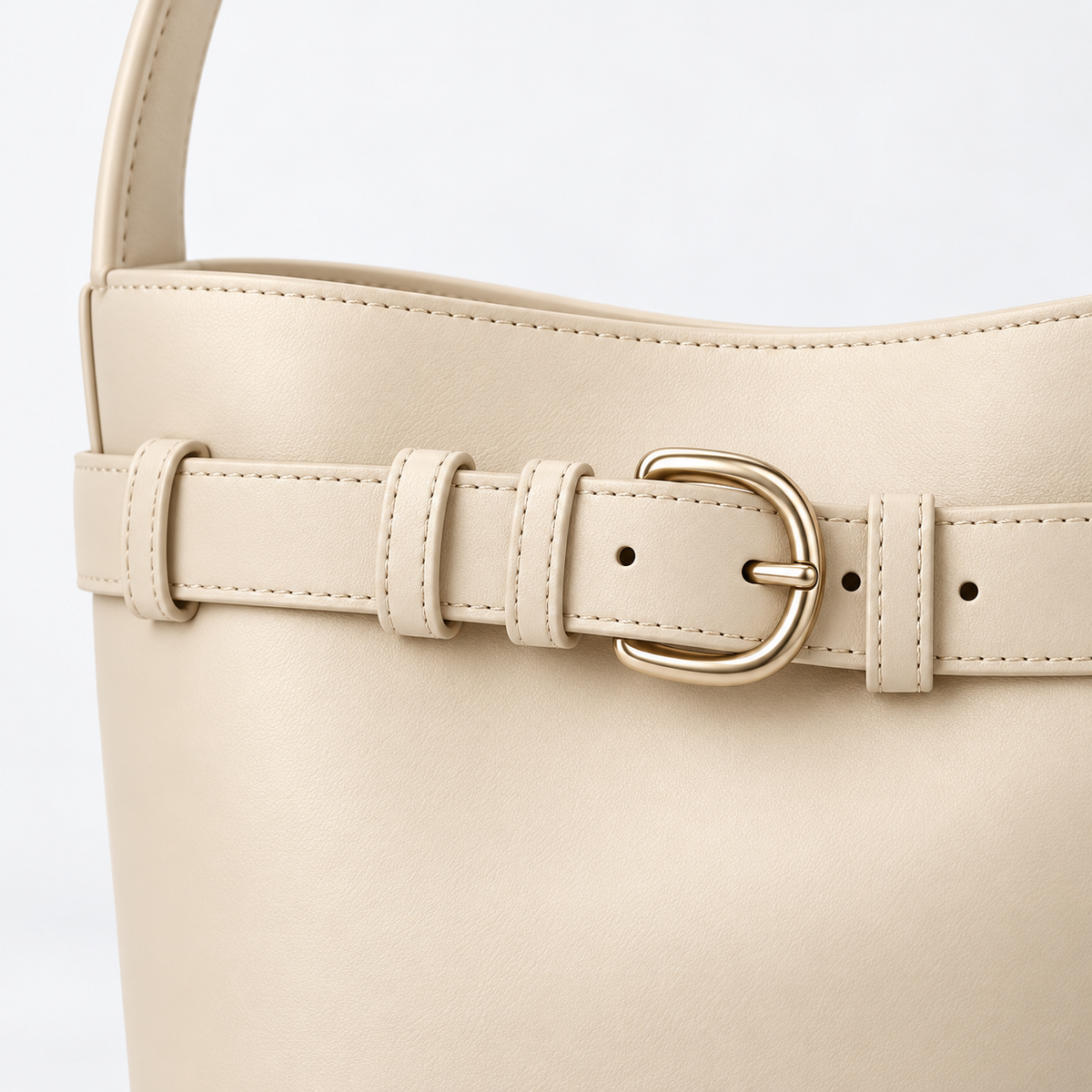 CAFELISSE® | Amelie Belted Bucket Shoulder Bag